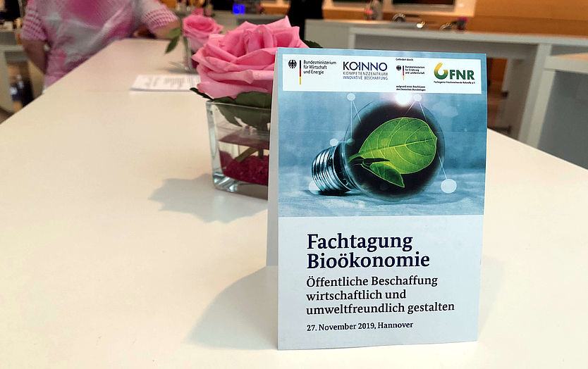 Innovation meets Nachhaltigkeit: Wie kann eine ökologische innovative öffentliche Beschaffung gelingen? Innovation meets Nachhaltigkeit: Wie kann eine ökologische innovative öffentliche Beschaffung gelingen?